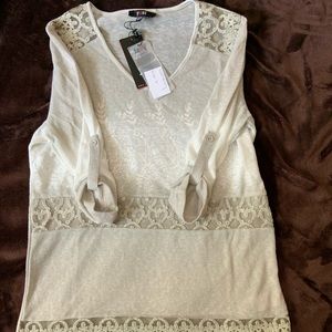 3/4 sleeve flower print top